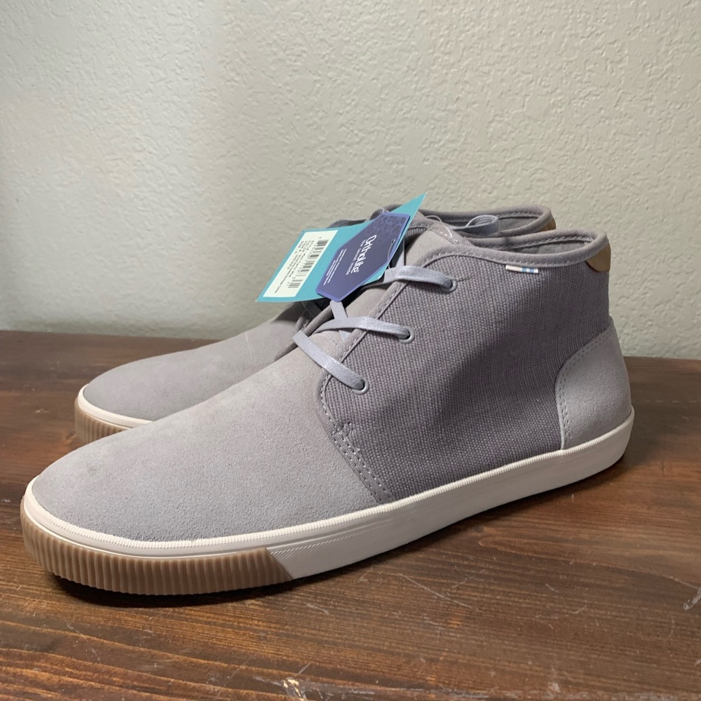 Toms Carlo Mid-Sneaker
Drizzle Gray and Heritage Canvas
11 US Men’s
